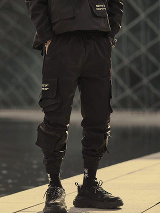 cargopants-techwear