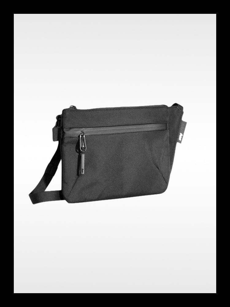 Shoulder bag techwear